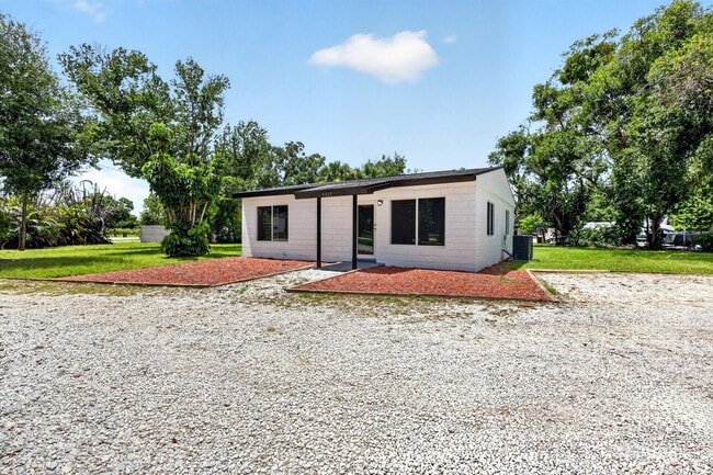 Building Photo - 5327 St Lucie Blvd