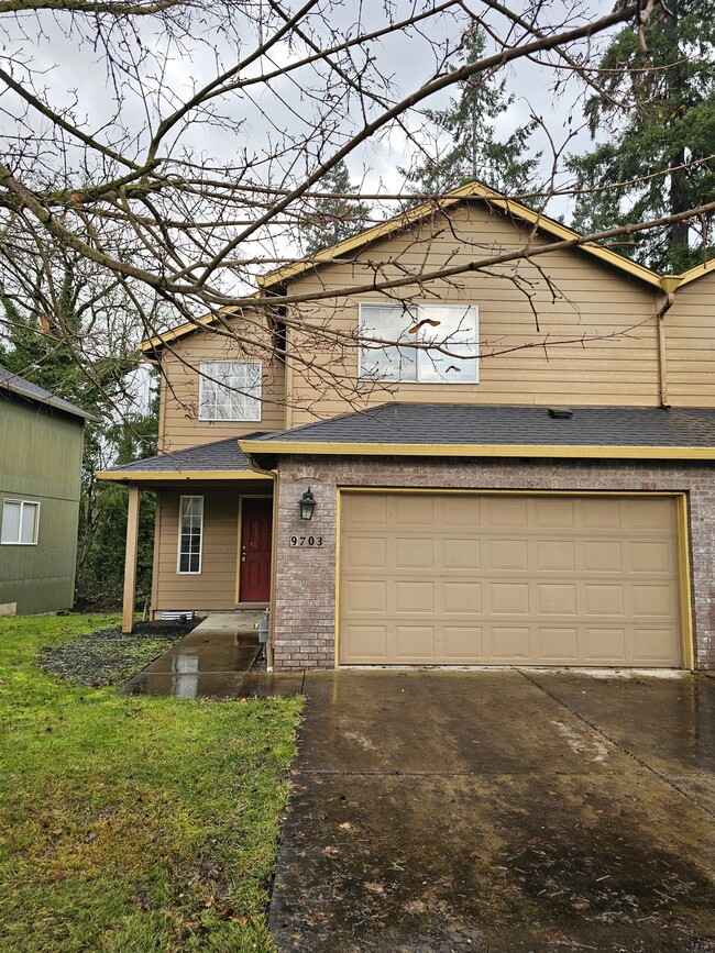 Building Photo - 9703 NE Tenny Creek Dr