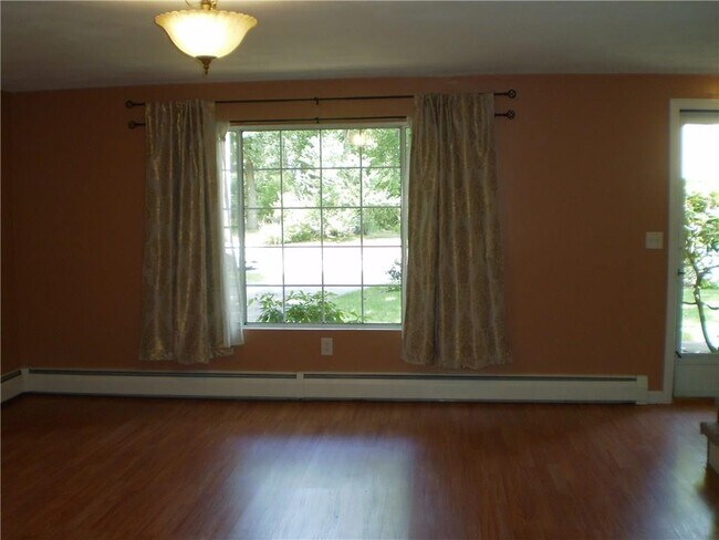 Building Photo - 30B Eagle Run
