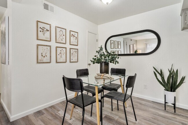 Foto del interior - Oaks Apartments