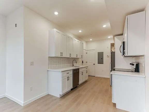 Foto del edificio - 5540 Bloyd St