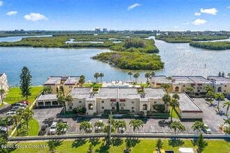 Building Photo - 1729 Minutemen Causeway