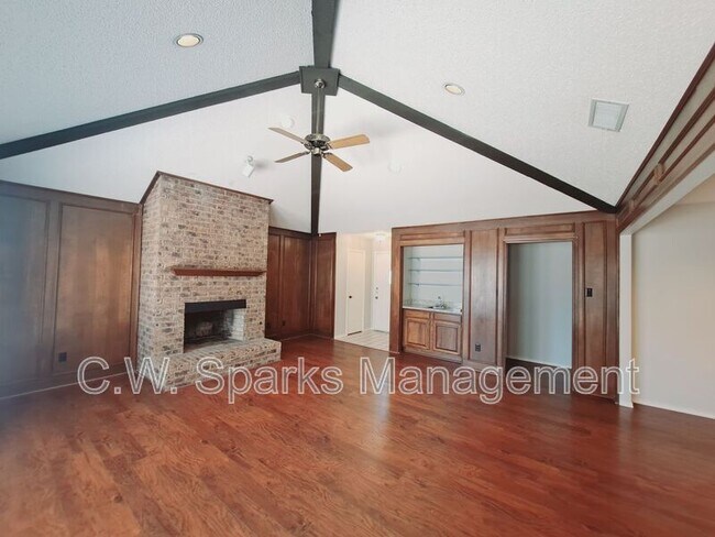 Foto del edificio - 3917 St Christopher Ln