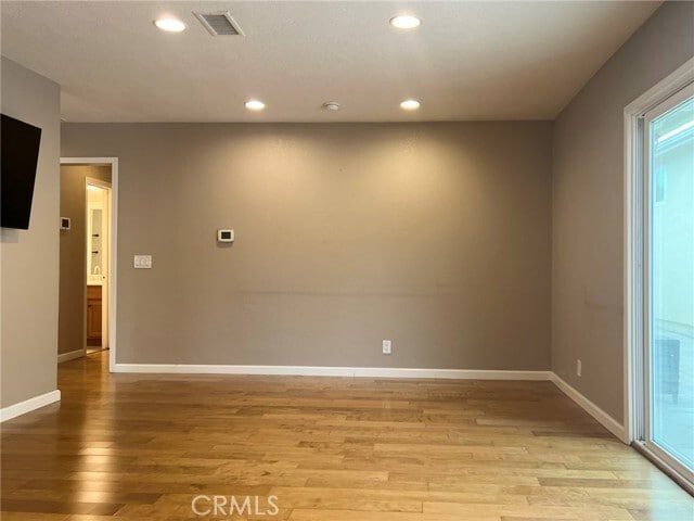 Building Photo - 939 Scripps Dr