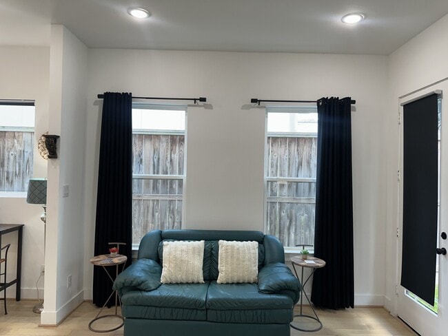 Building Photo - 1711 Ruth St