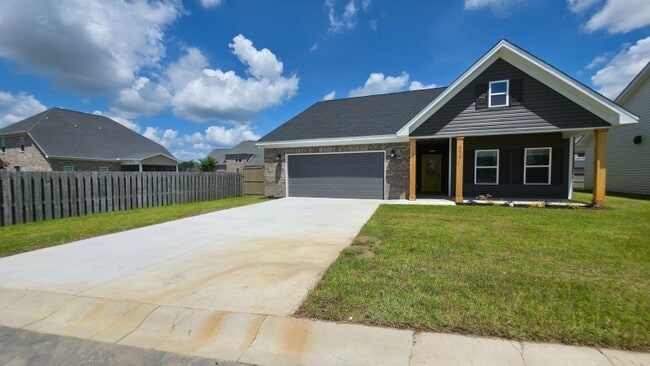 Building Photo - 3218 Benvill Ct