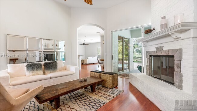 Foto del edificio - 11859 Sanbourn Ct