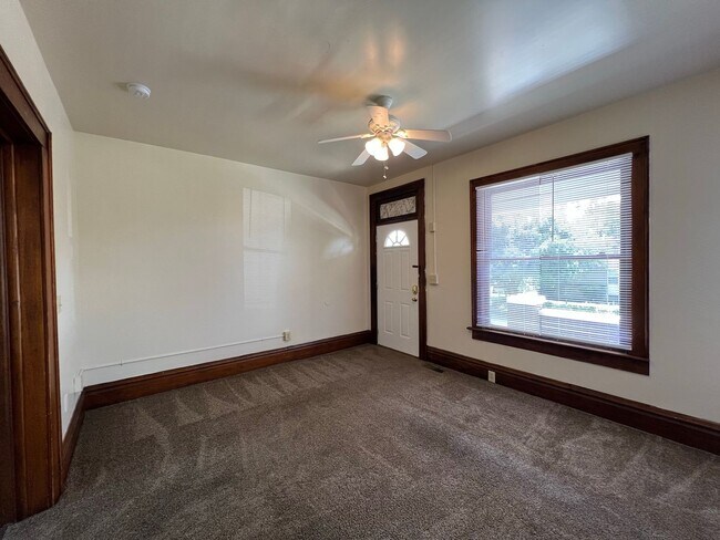 Foto del edificio - 284-286 E. 14th Ave.