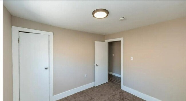 Foto del edificio - 4239 E 98th St