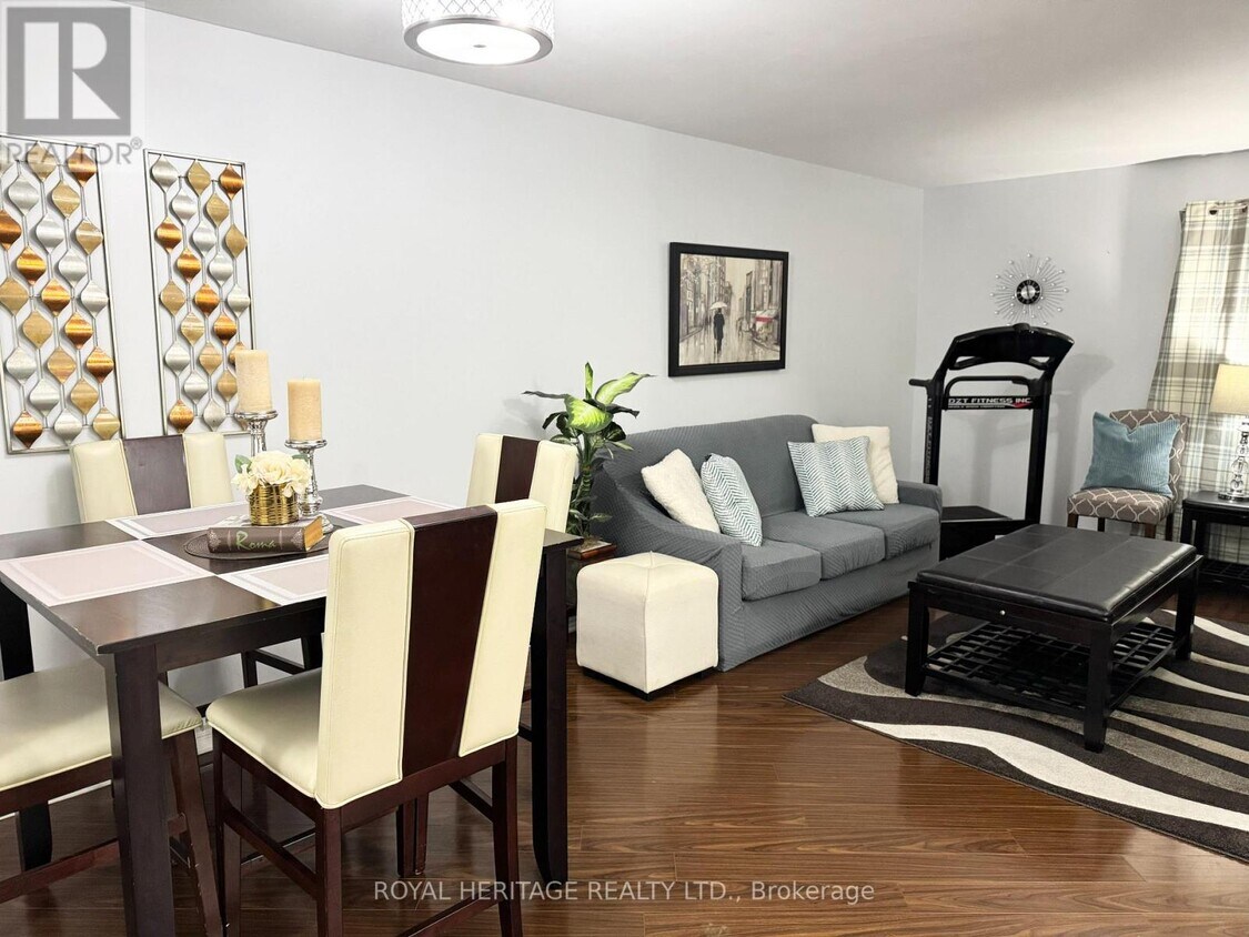 Photo principale - 11753 Sheppard Ave E