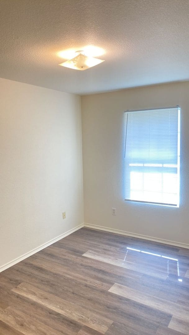 Building Photo - 4400 Sylvia Dr