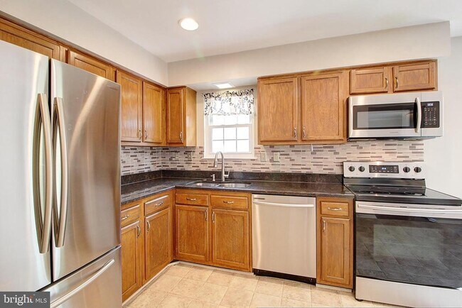 Foto del edificio - 101 S Oak Cliff Ct