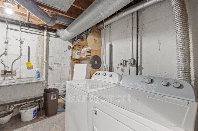 Foto del edificio - 204 Transcript Ave