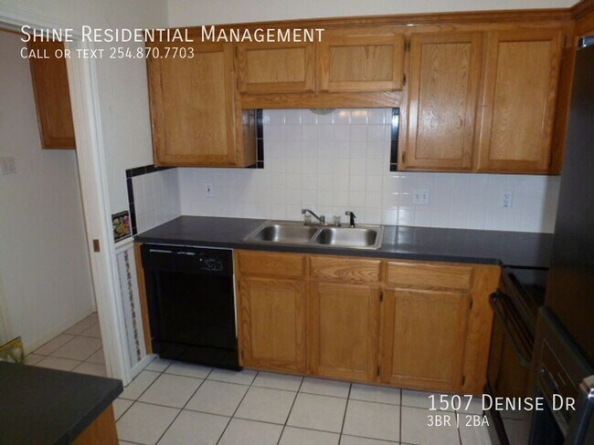 Foto del edificio - 1507 Denise Dr