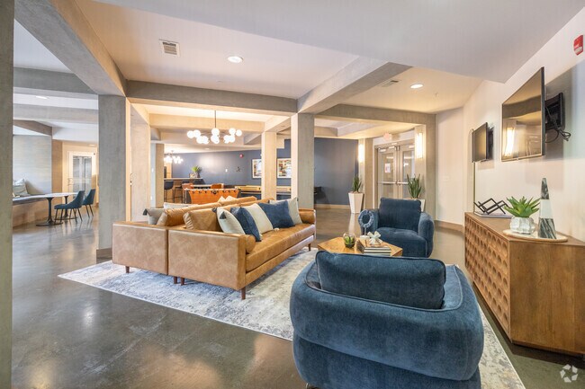 Casa club - 400 Rhett