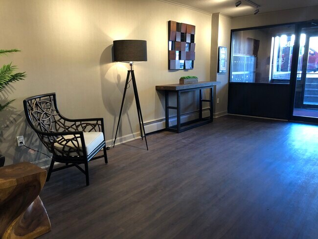 Vestíbulo - 805 Mount Auburn St