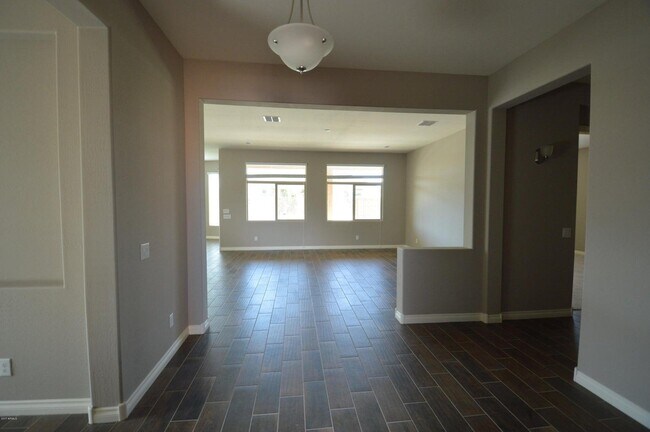 Foto del edificio - 151 E Havasu Pl