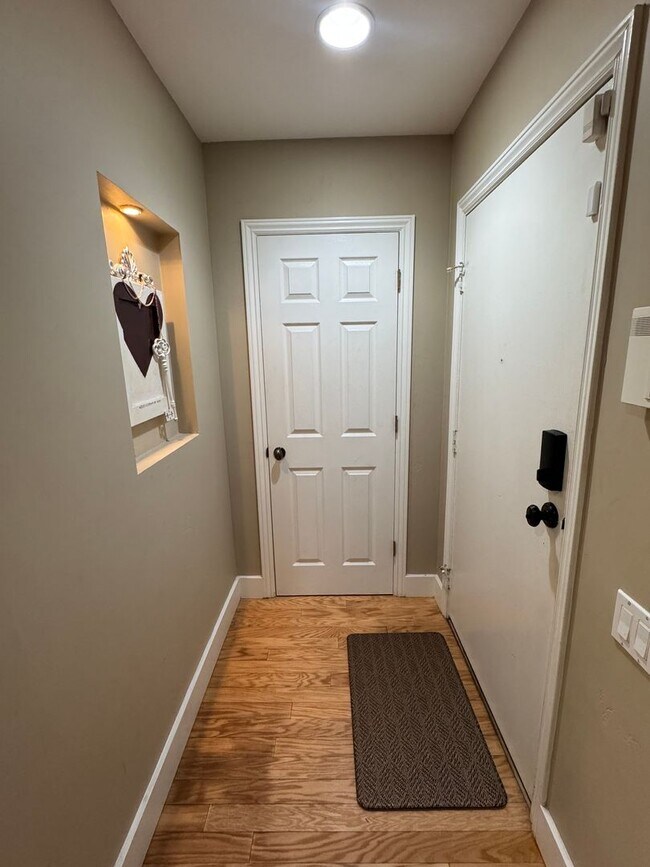 Foto del edificio - Old Town Scottsdale Condo For Rent - -- 1/2 First's Rent FREE!