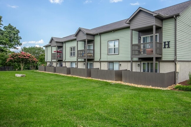 Building Photo - Chase Cove Apartments