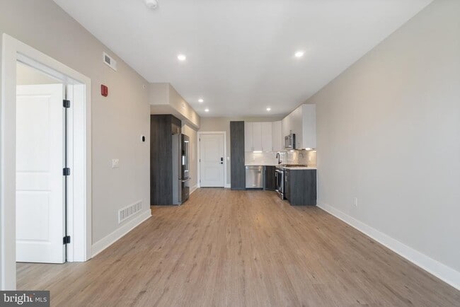 Foto del edificio - 408 N Front St