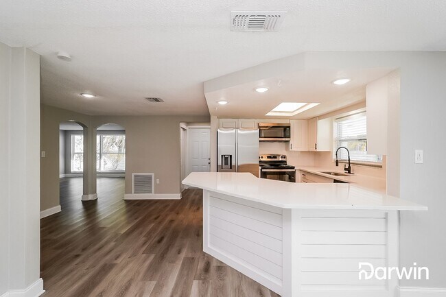 Building Photo - 9611 Lake Chrise Ln, Port Richey, FL 34668