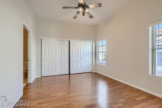 Foto del edificio - 2BD Condo For Rent!