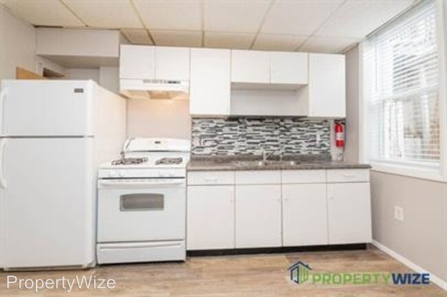 Building Photo - 2 br, 1.5 bath House - 521 South Duncan St...