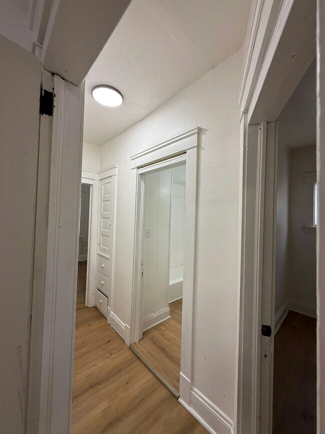 Foto del edificio - 3410 E 135th St