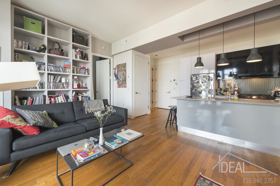 Foto principal - 315 Gates Ave