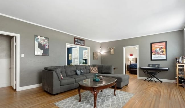 Building Photo - 1413 Augusta Ave