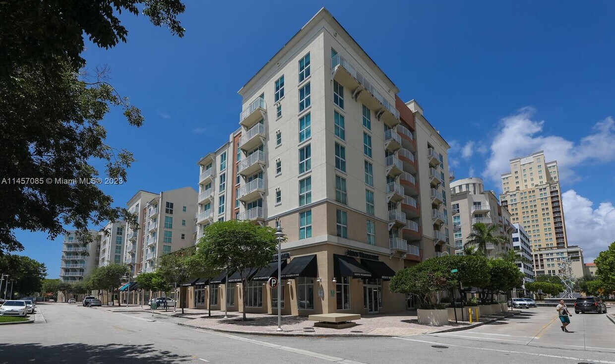 Foto principal - 7275 SW 90th St
