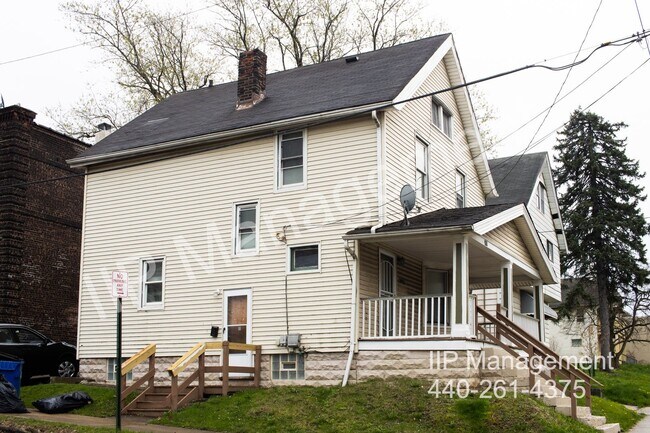 Foto del edificio - 3971 E 71st St