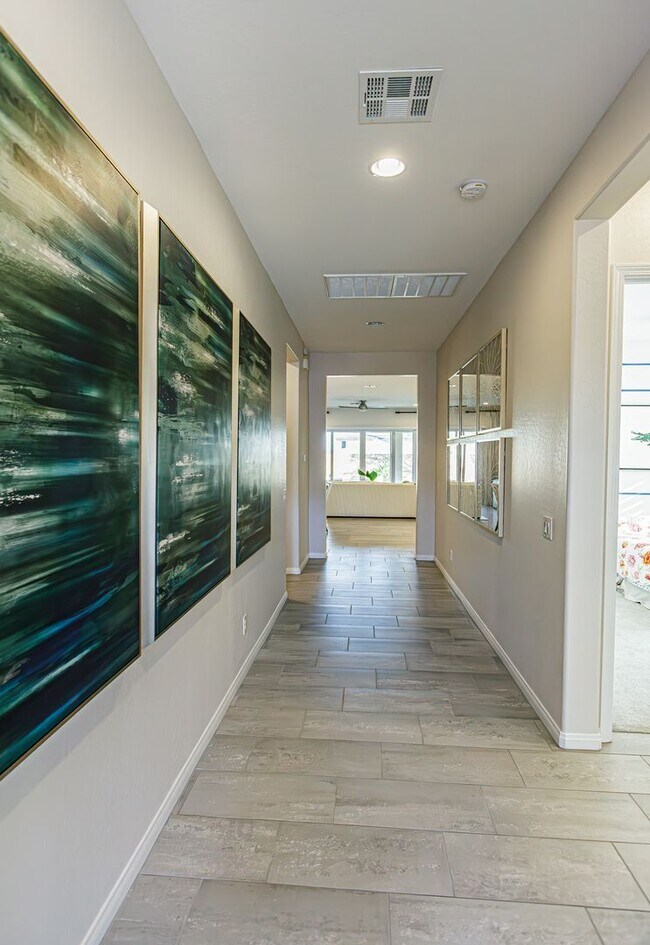 Foto del edificio - One Story Model Home