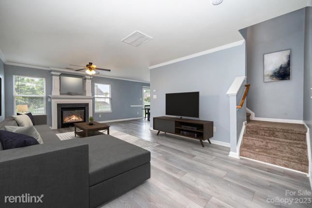 Building Photo - 3 br, 2 bath House - 5529 i Wyalong Drive