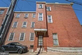 Building Photo - 520 N 19th St