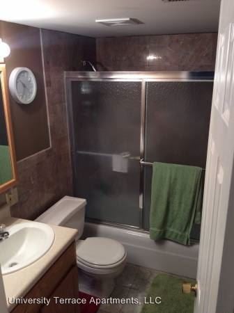 Building Photo - 2 br, 1 bath Apartment - 1605 W 9th Street