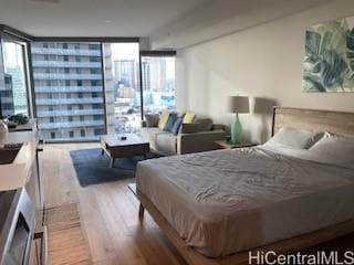 Foto del edificio - 1001 Queen St