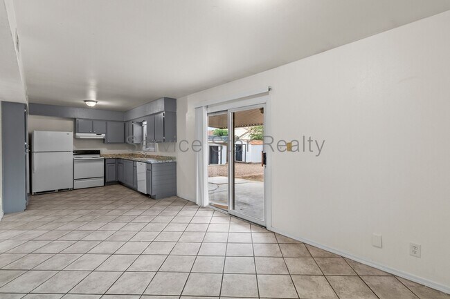 Building Photo - 8414 N 56th Ave