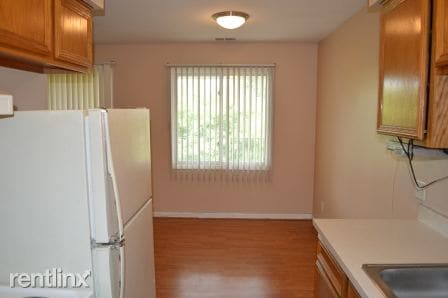 Building Photo - 31611 Fraser Dr
