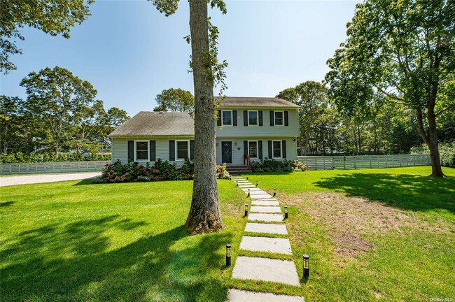 Building Photo - 7 Flocee Pl