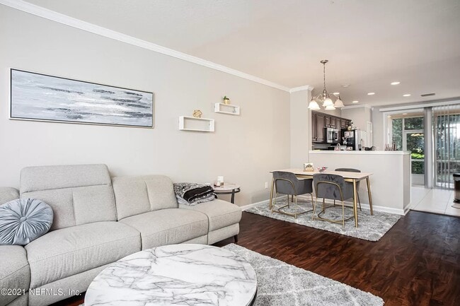 Building Photo - 11534 Summerview Cir