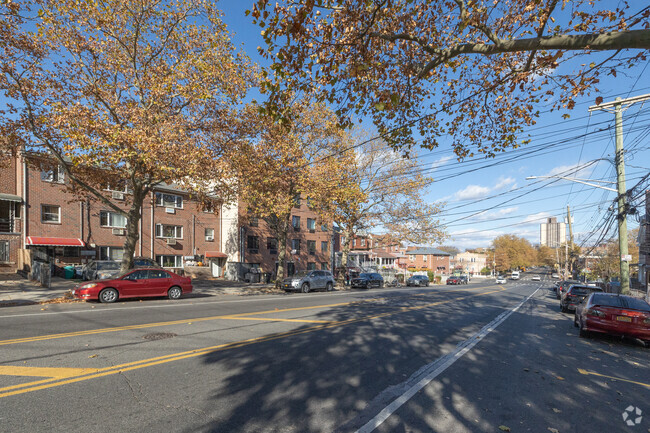 Context - 3031 Bronxwood Ave