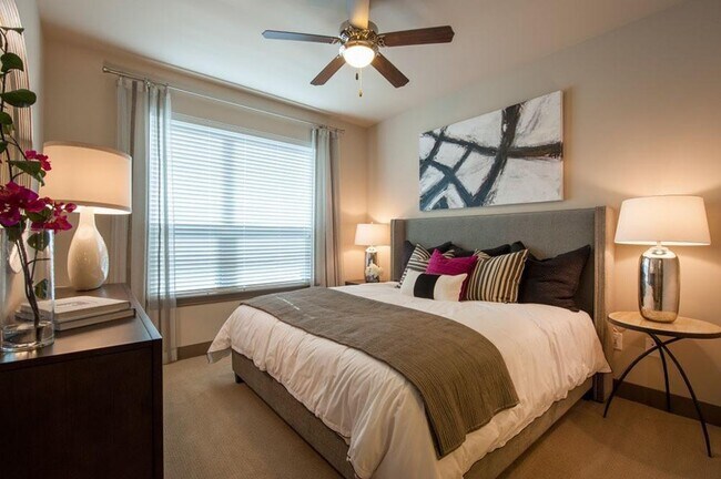 Foto del edificio - 10402 Town and Country Way