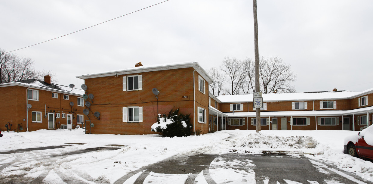 Foto del edificio - Banbury Village Condominium