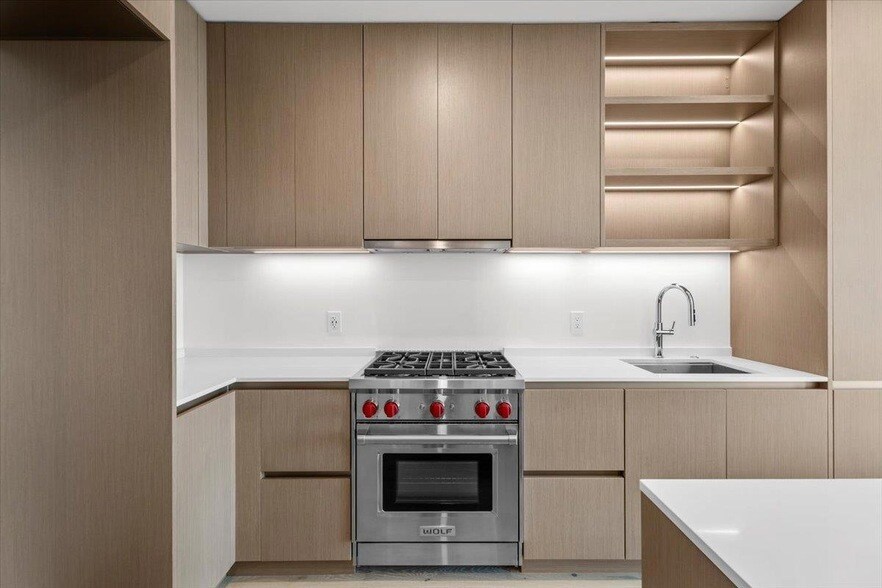 Foto principal - 610 Davis St