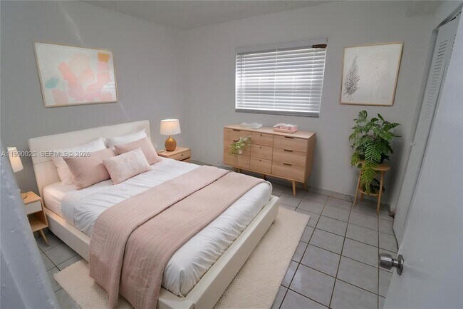 Foto del edificio - 951 SW 7th St