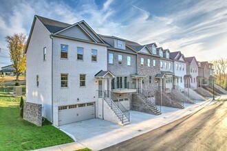Building Photo - 210 Charlotte Everly Cir