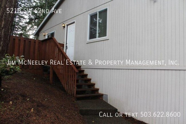Building Photo - Updated 2 bed/2 bath unit w/ Attached Gara...