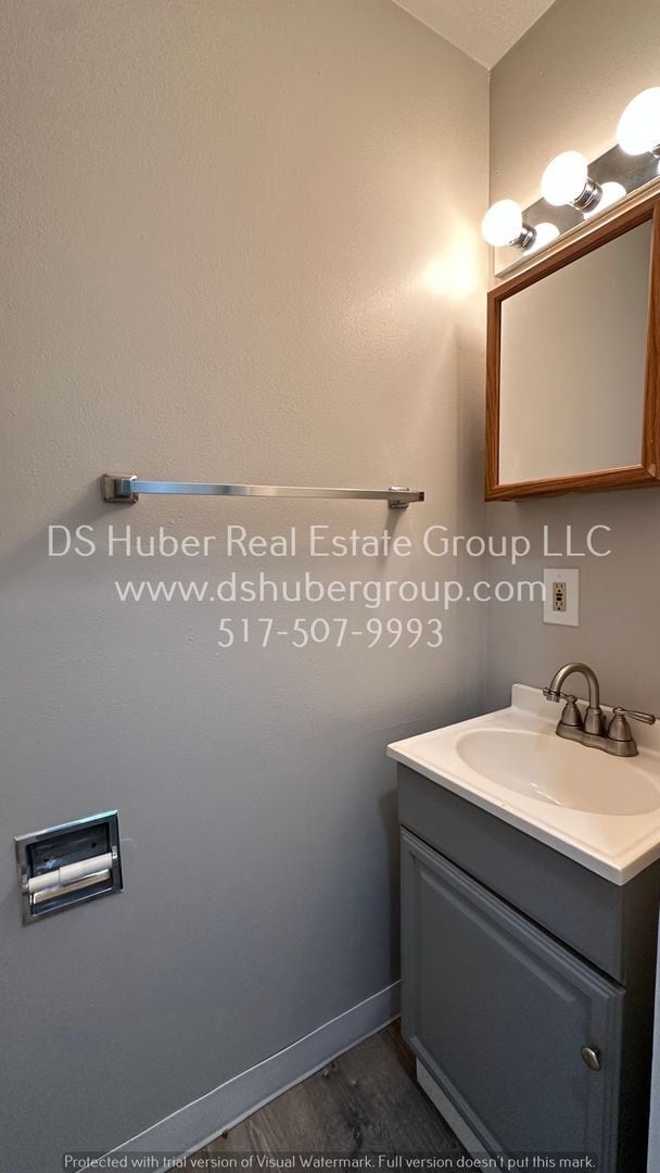 Building Photo - 909 Vincent Ct