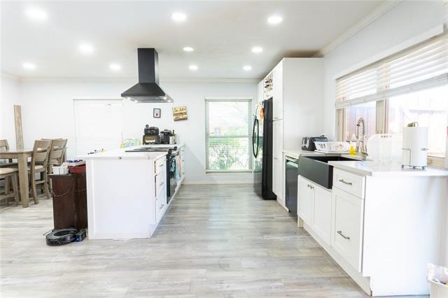 Foto del edificio - 8512 Londonderry Ln
